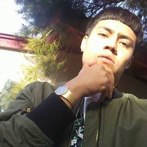 Meet your Posher, Cesar